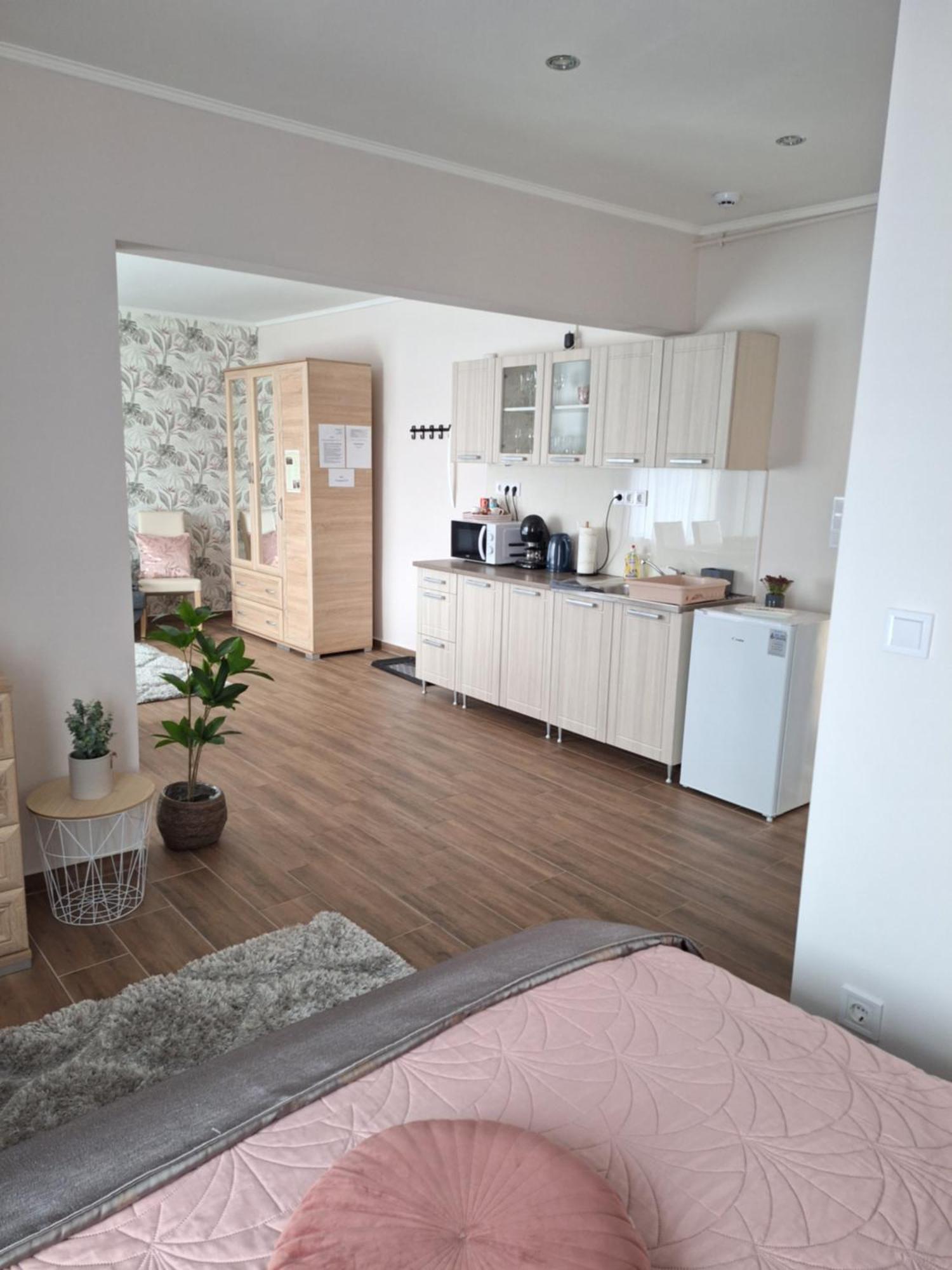 Varfal Apartman エゲル エクステリア 写真