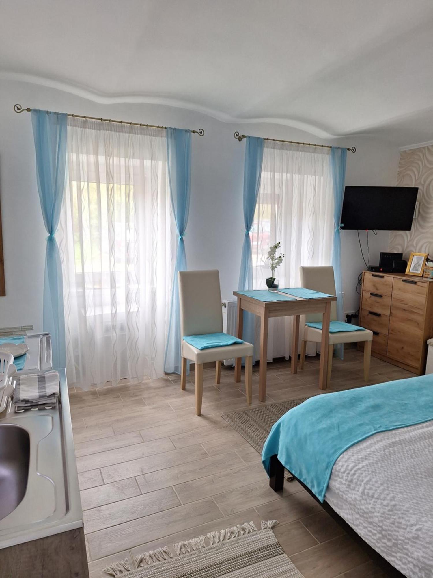 Varfal Apartman エゲル エクステリア 写真